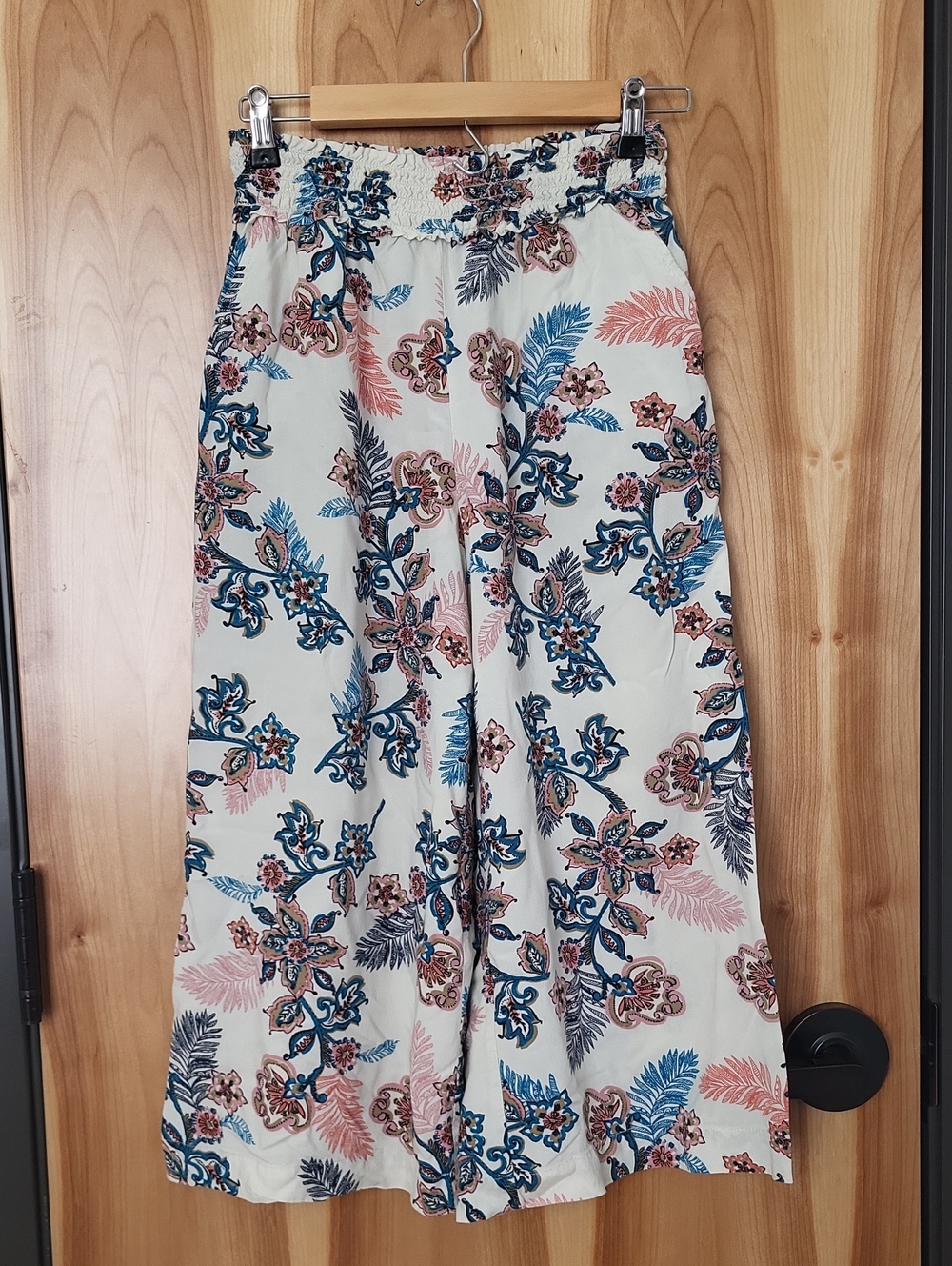 Jessica Simpson Wide-Leg Floral Print Jumpsuit Pant in Cream